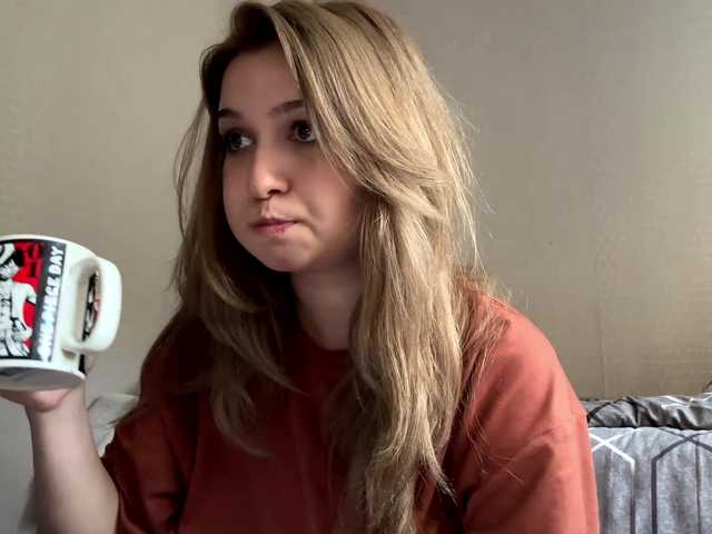 cloudyfoxy live sex