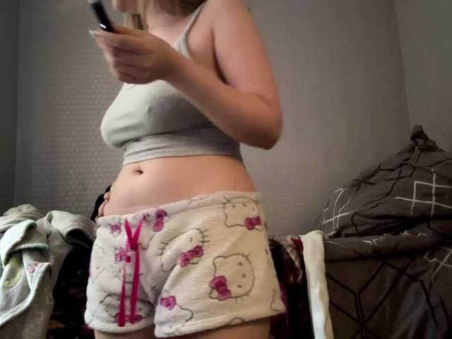 cloudyfoxy live sex show