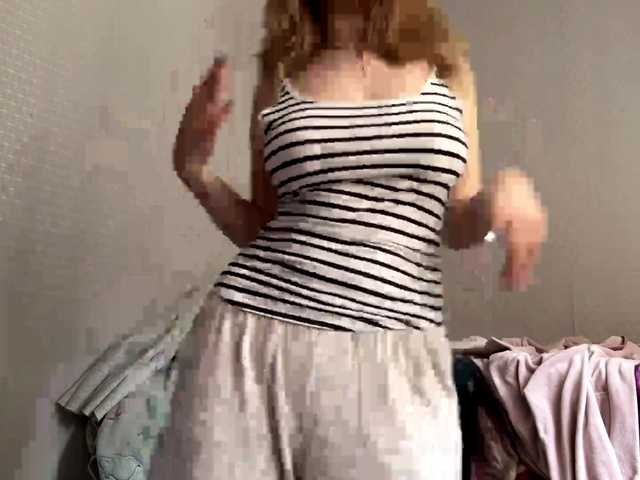 CloudyFoxy live cam on BongaCams
