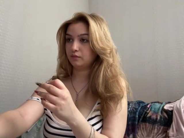 CloudyFoxy live cam on BongaCams