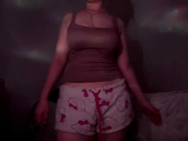 cloudyfoxy cam belle