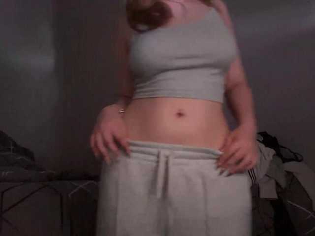 CloudyFoxy live cam on BongaCams