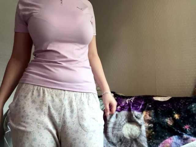 CloudyFoxy live cam on BongaCams