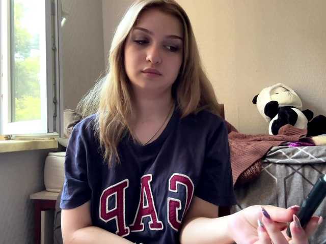CloudyFoxy live cam on BongaCams
