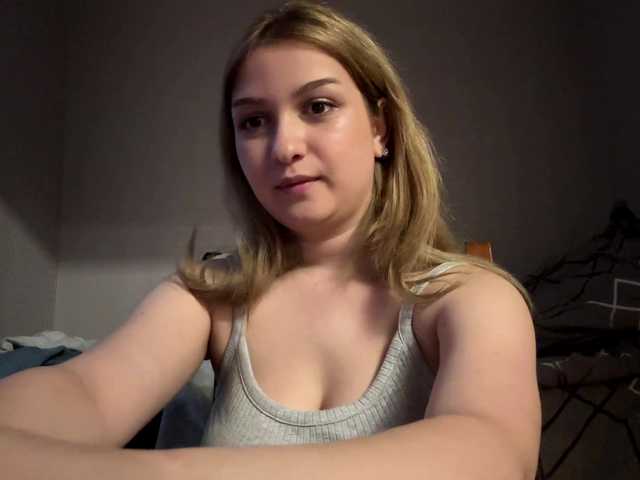 CloudyFoxy live cam on BongaCams