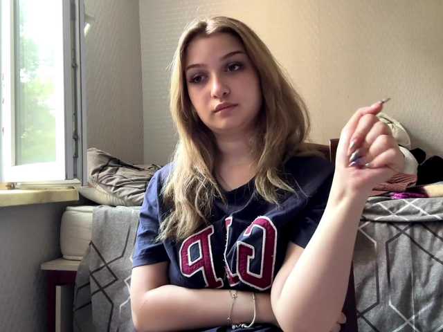 CloudyFoxy live cam on BongaCams