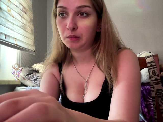 CloudyFoxy live cam on BongaCams