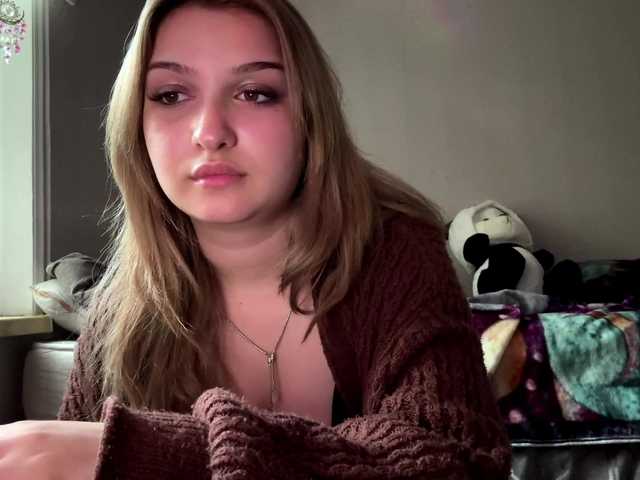 CloudyFoxy live cam on BongaCams