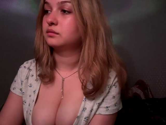 CloudyFoxy live cam on BongaCams