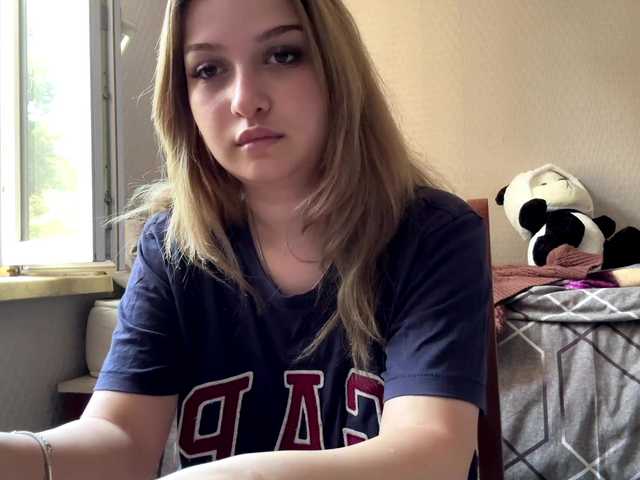 CloudyFoxy live cam on BongaCams