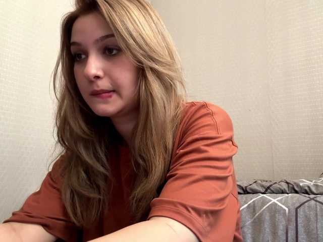 CloudyFoxy live cam on BongaCams