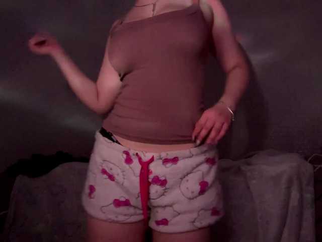 CloudyFoxy live cam on BongaCams