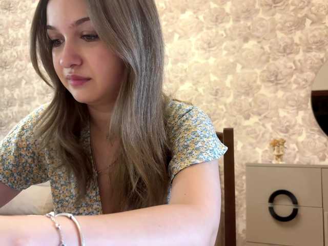 CloudyFoxy live cam on BongaCams