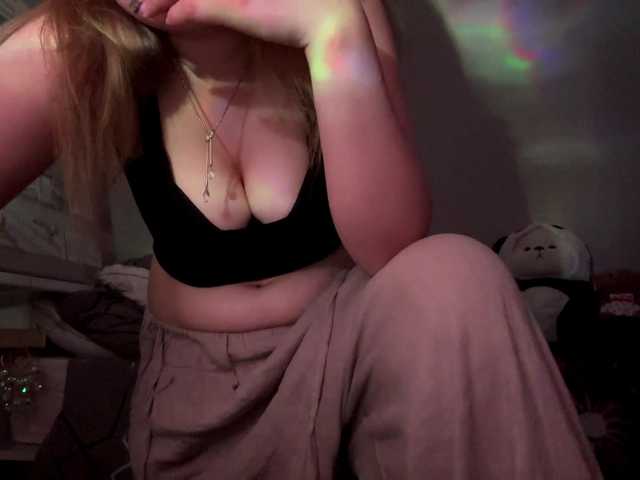cloudyfoxy live sex