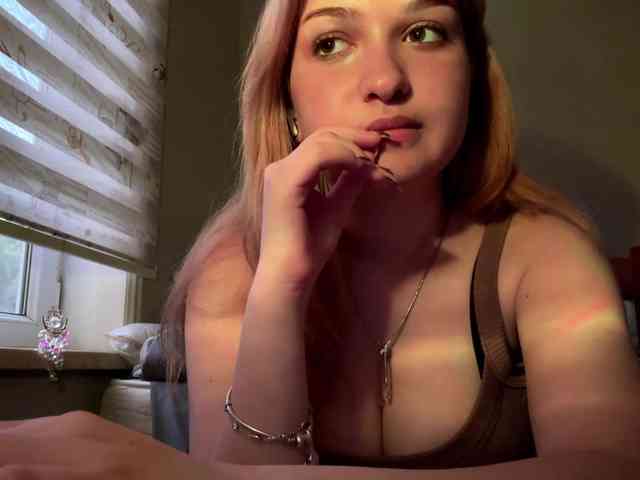 CloudyFoxy webcam