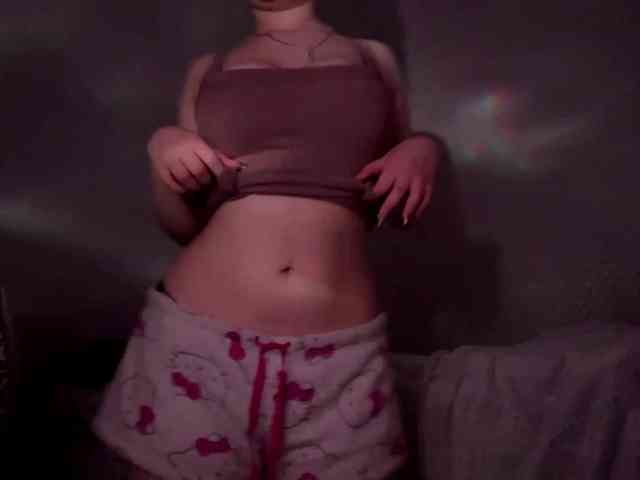CloudyFoxy Sex Cam Show
