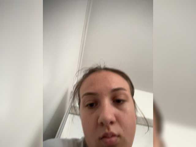 Bellacaramela1 live cam on BongaCams