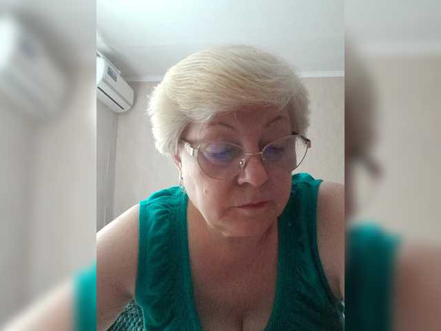 Monikam888 live webcam show