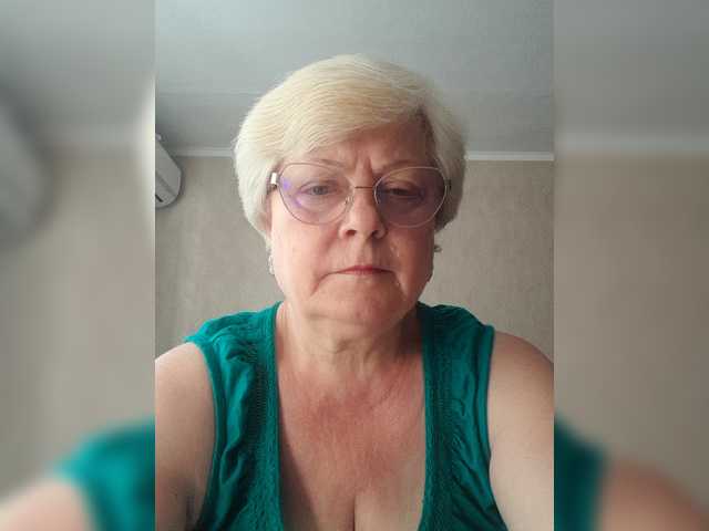 Monikam888 live cam