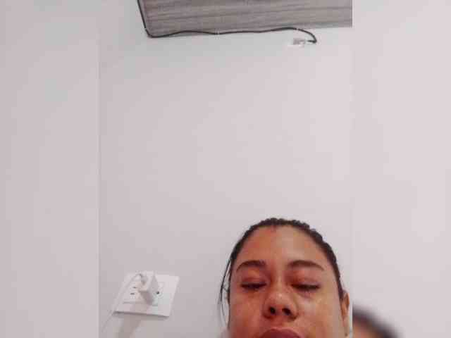 Dulcekpricho1 webcam