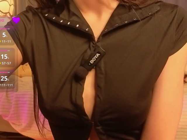 Spicy4u live cam on BongaCams
