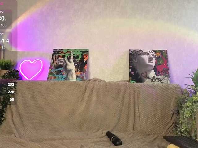 Spicy4u live cam on BongaCams