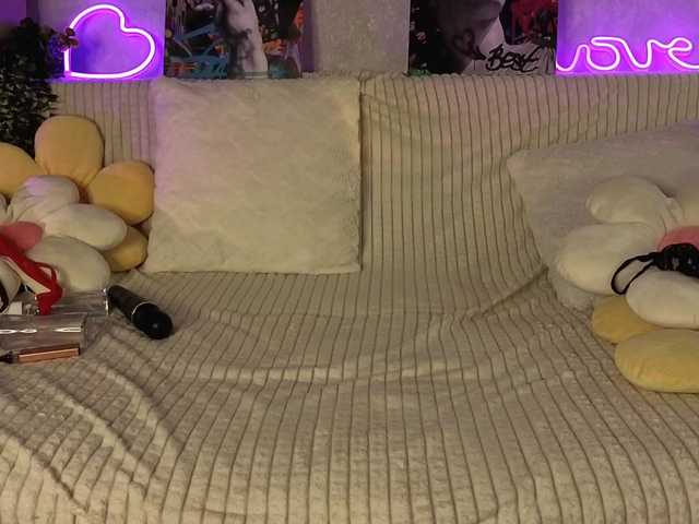 Spicy4u live cam on BongaCams