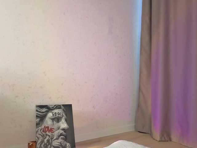 Live трансляция Spicy4u - Runet.cam