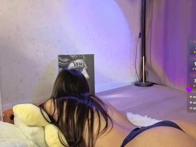 Spicy4u live cam on BongaCams