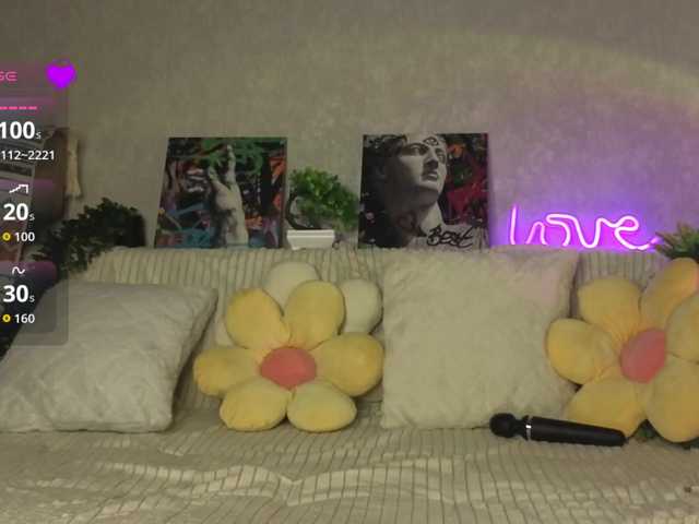 Spicy4u live cam on BongaCams