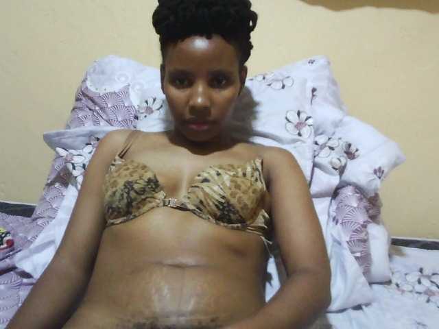 Beautyjaya3 live cam on BongaCams