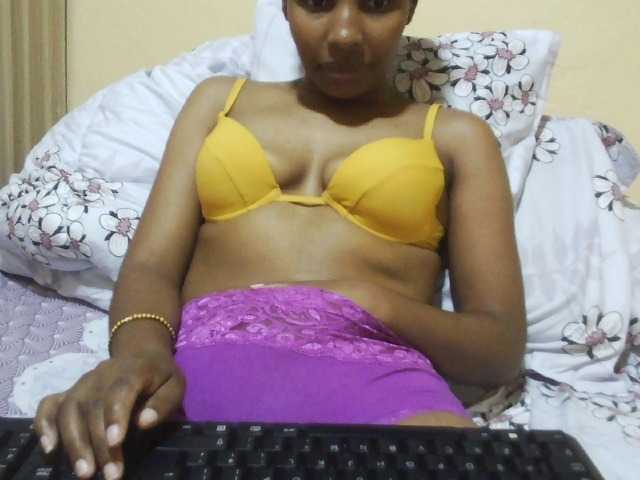 Beautyjaya3 live cam on BongaCams