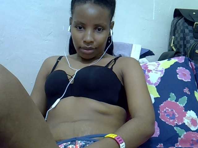 Beautyjaya3 live cam on BongaCams