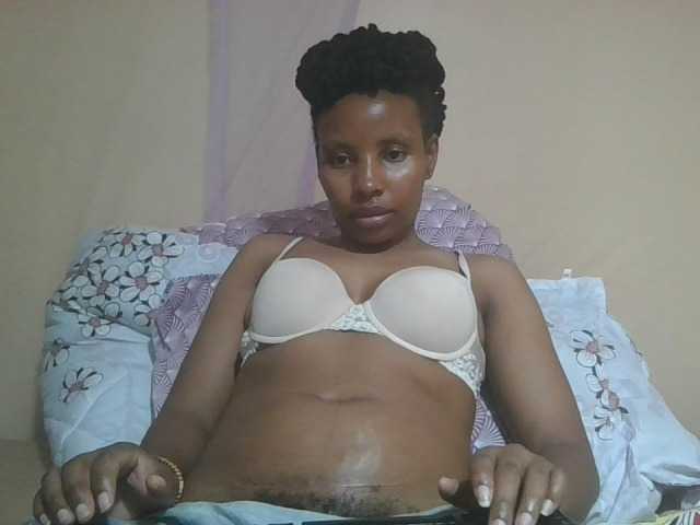 Beautyjaya3 live cam on BongaCams
