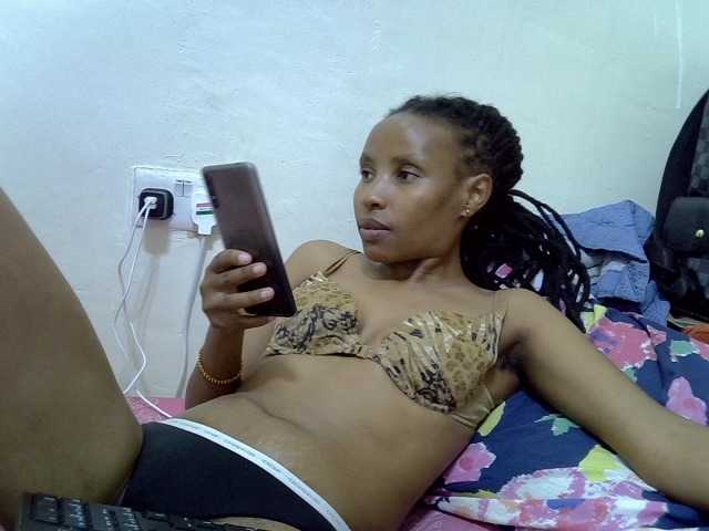 Beautyjaya3 live cam on BongaCams