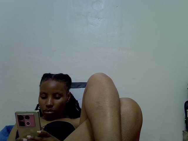 Beautyjaya3 live cam on BongaCams