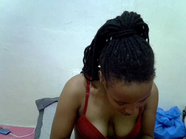 Beautyjaya3 live cam on BongaCams