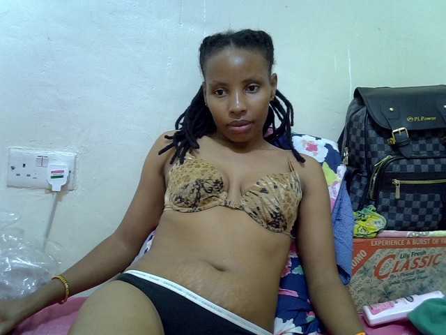 Beautyjaya3 live cam on BongaCams