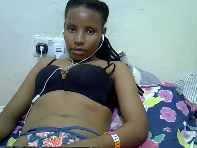 Beautyjaya3 live cam on BongaCams