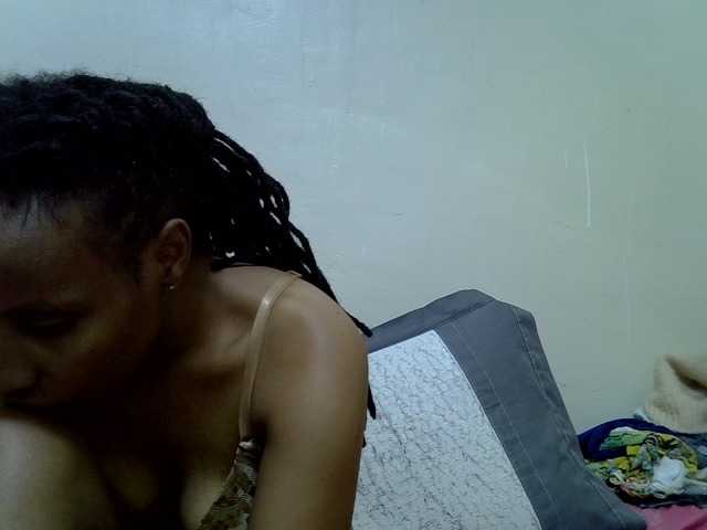Beautyjaya3 live cam on BongaCams