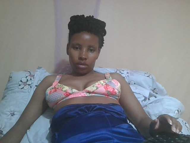 Beautyjaya3 live cam on BongaCams
