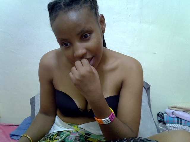 Beautyjaya3 live cam on BongaCams