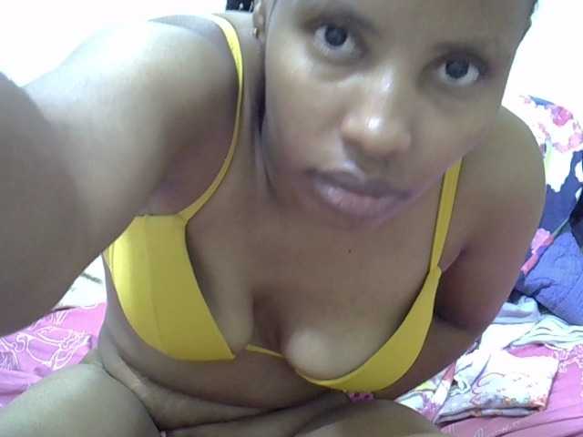 Beautyjaya3 live cam on BongaCams
