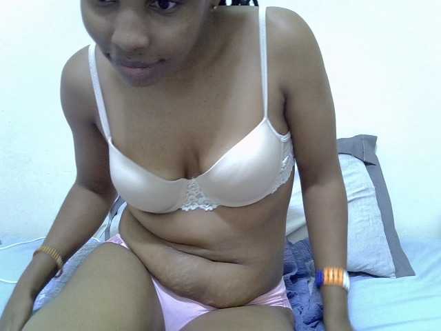 Beautyjaya3 live cam on BongaCams