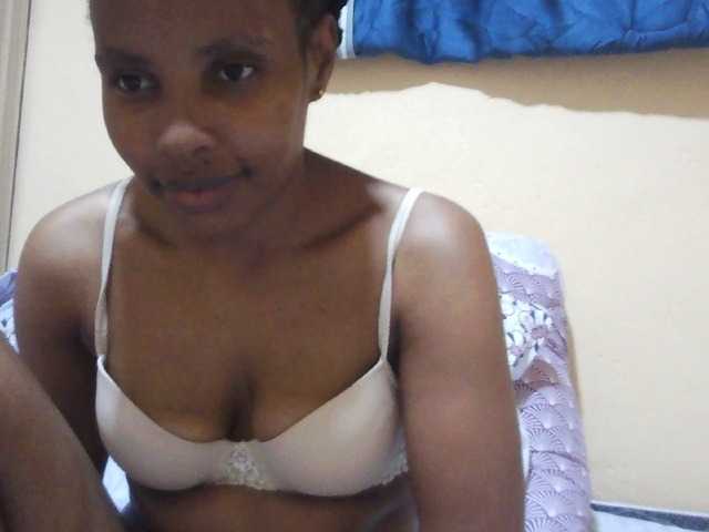 Beautyjaya3 live cam on BongaCams