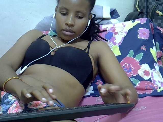 Beautyjaya3 live cam on BongaCams