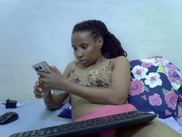 Beautyjaya3 live cam on BongaCams
