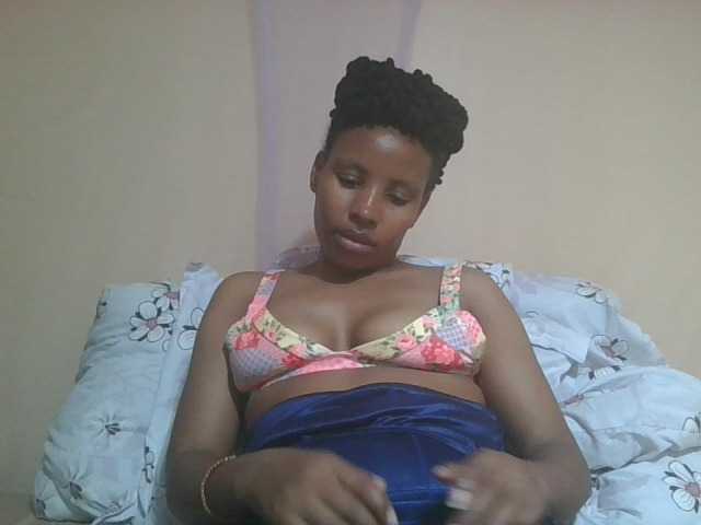 Beautyjaya3 live cam on BongaCams