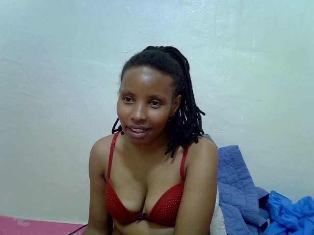 Beautyjaya3 live cam on BongaCams