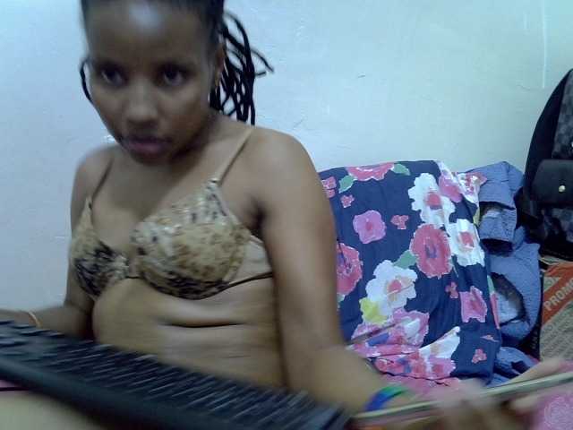 Beautyjaya3 live cam on BongaCams
